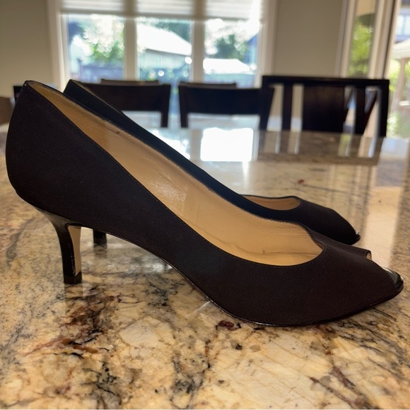 Bruno Magli Brown Satin Pumps - Picture 3 of 10